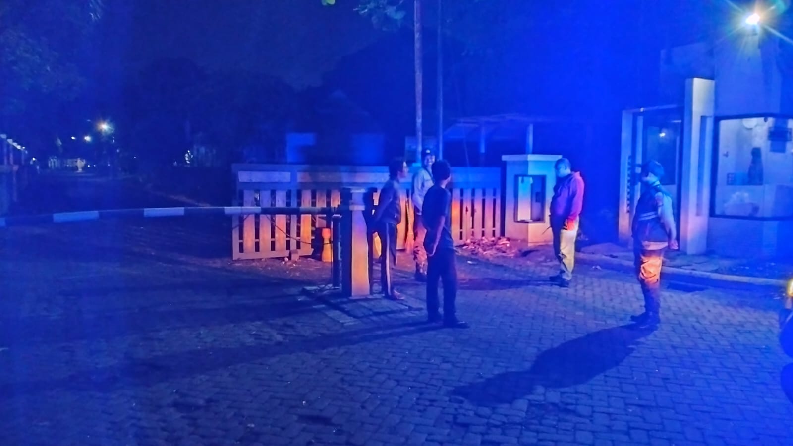 Antisipasi Gangguan Kamtibmas, Polsek Batulayar Intensifkan Patroli Rutin