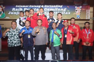 Disuport Kapolres Lombok Tengah, Atlet Biliard Meraih Medali Emas