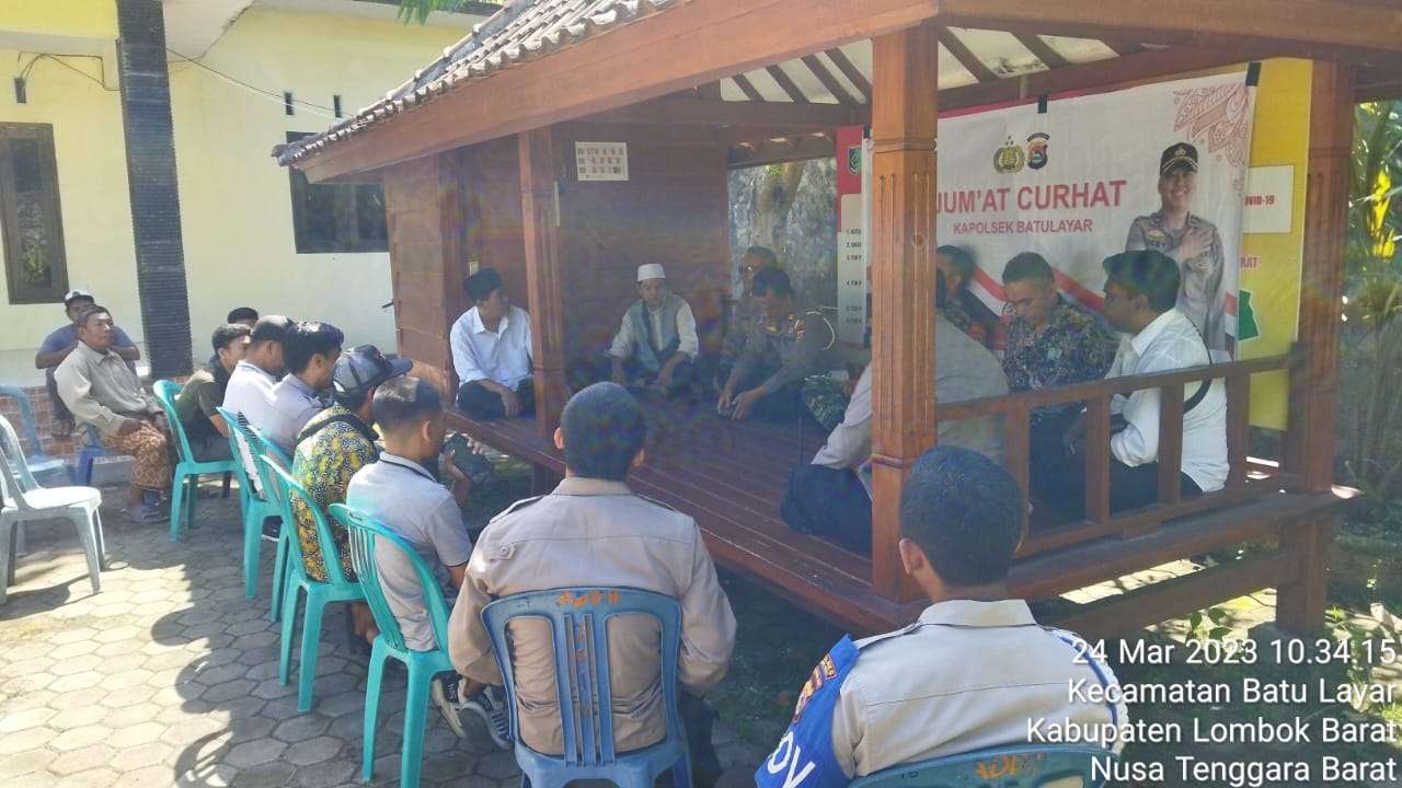 Kegiatan Jumat Curhat Kapolsek Batulayar, Warga Keluhkan Maraknya Kos-kosan menjadi Tempat