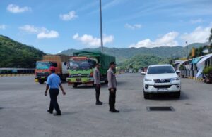 Kepolisian Lakukan Pemeriksaan di Pelabuhan Lembar NTB Untuk Cegah Penyelundupan Barang Ilegal