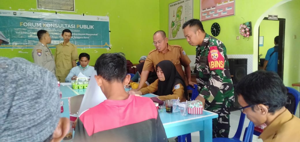 Polsek Kediri dan Babinsa Gelogor Kawal Kegiatan FKP Pendataan Awal Regsosek di Kabupaten Lombok Barat