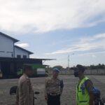 Polsek Labuapi Lakukan Patroli di Kompleks Pergudangan dalam Rangka Hari Buruh Sedunia