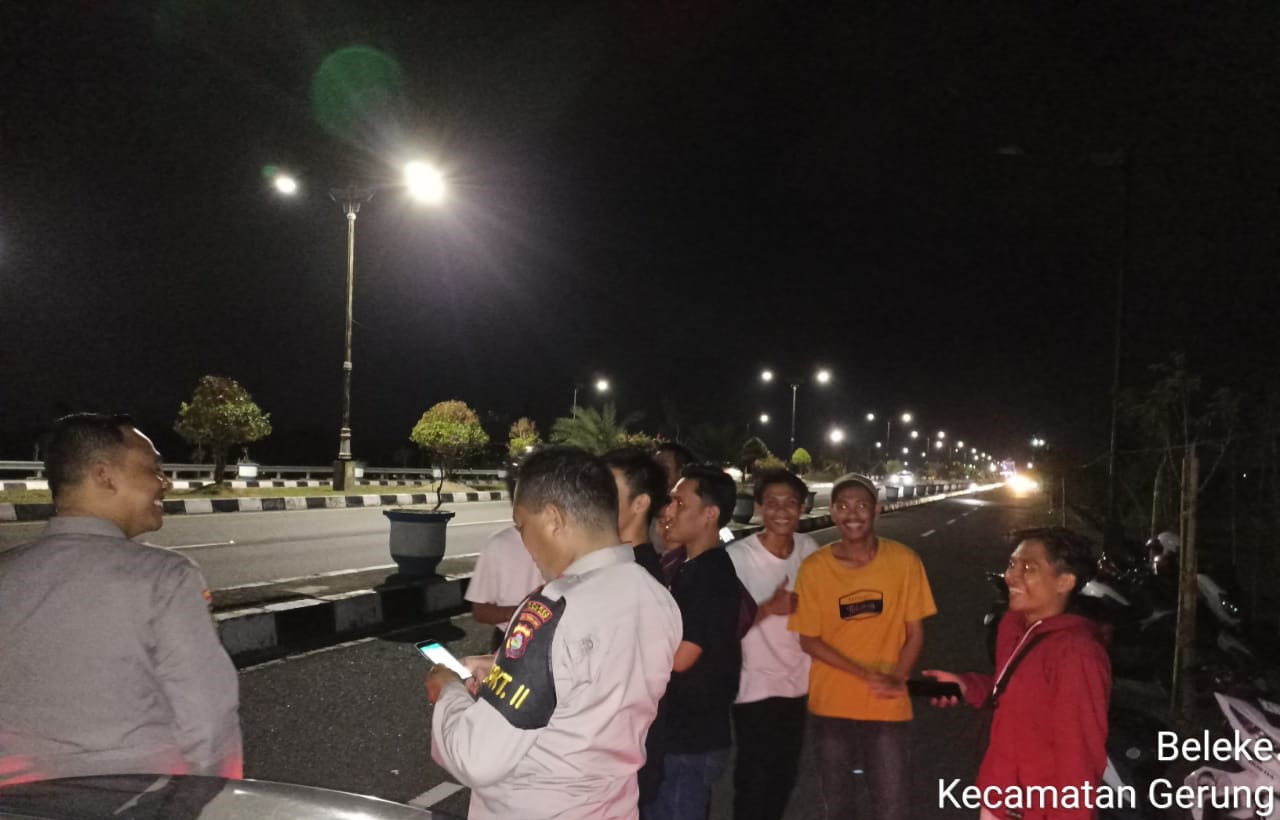 Tim Patroli Gerung 01 Jaga Keamanan dan Ketertiban di Jalur Bil 1