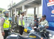 Patroli Sepeda Polsek Pelabuhan Lembar Jaga Keamanan dan Kelancaran Arus Lalu Lintas