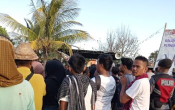 Meriahnya Turnamen Presean di Sekotong Lombok Barat