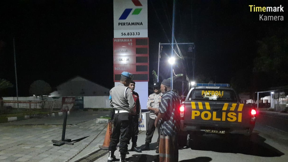 Polsek Sekotong Gencarkan Patroli Blue Light di SPBU