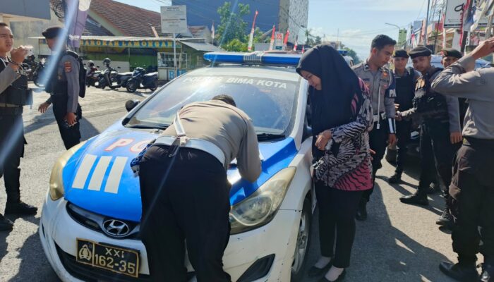 Sat Lantas Polres Bima Kota Himbau dan Tertibkan Pengendara yang Melawan Arus