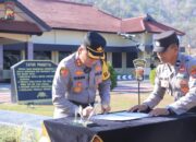 Kapolres Sumbawa Barat Pimpin Upacara Sertijab Wakapolres