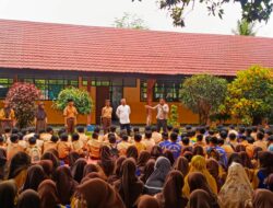 Polsek Sape Gelar Penyuluhan Hukum di SMP Negeri 1 Sape
