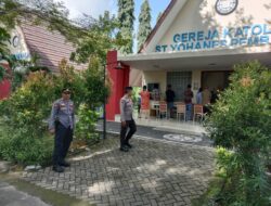 Polres Loteng Jaga Ketat Rumah Ibadah dan Gereja, Amankan Rangkaian Ibadah Paskah.  ‎