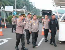 Kapolda Metro Jaya Tinjau Langsung Situasi Keamanan May Day 2025 di Sekitar Gedung DPR/MPR RI