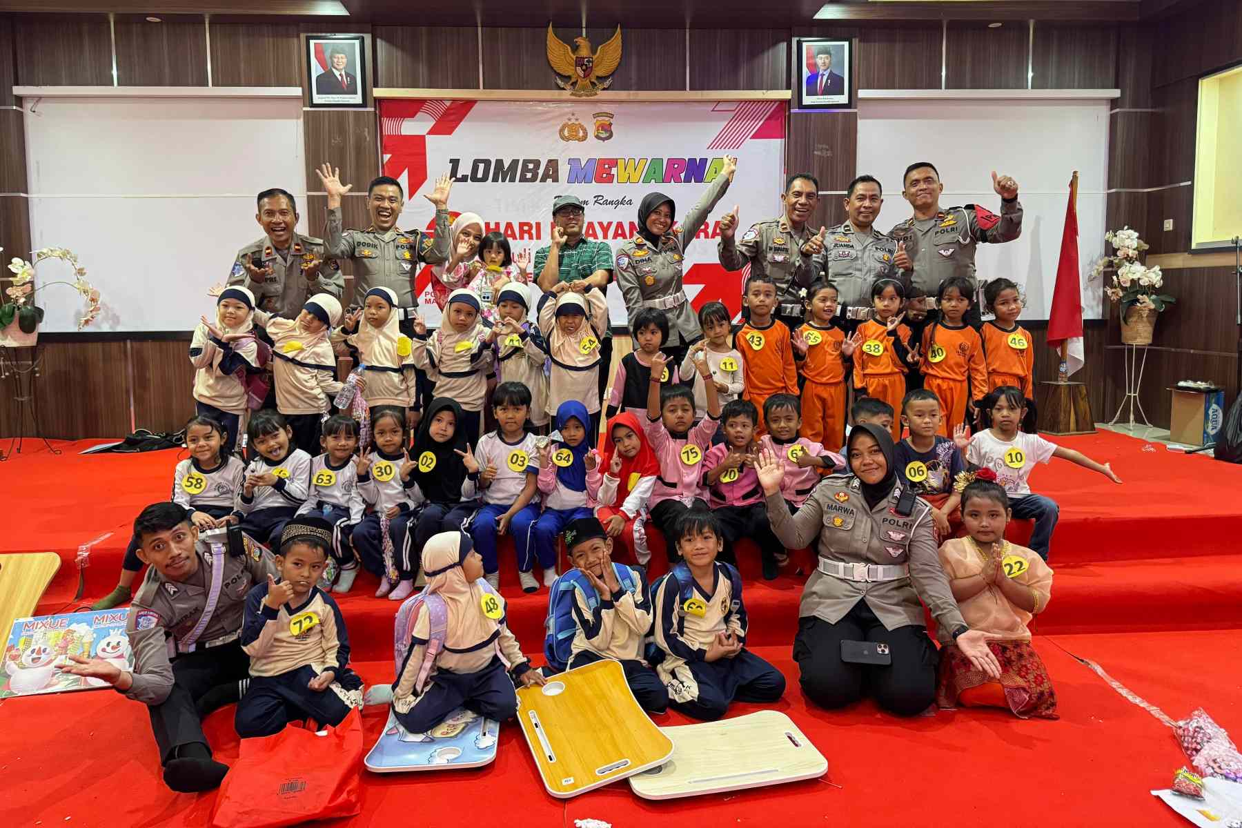 Lomba Mewarnai Meriahkan Hari Bhayangkara di Polres Lombok Barat
