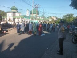 Polres Loteng Amankan Sholat Idul Adha 1446 H Diberbagai Lokasi.  ‎
