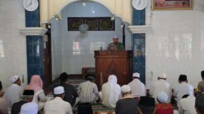 Safari Dakwah Kamtibmas Polres Lombok Barat Sentuh Warga Dusun Ketejer