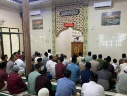 Masjid Ar-Rahmatullah Polres Sumbawa Barat Gelar Sholat Idul Adha 1446 H Bersama Personel dan Masyarakat