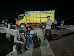 Polsek Kawasan Pelabuhan Laut Bima Laksanakan Patroli Rutin dan Himbauan Kamtibmas di Area Dermaga