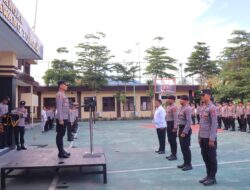 Kapolres Lombok Utara Berikan Penghargaan kepada Enam Personel Berprestasi