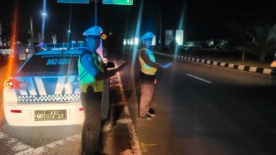 Patroli Malam Satlantas Amankan Bypass BIL Lombok Barat