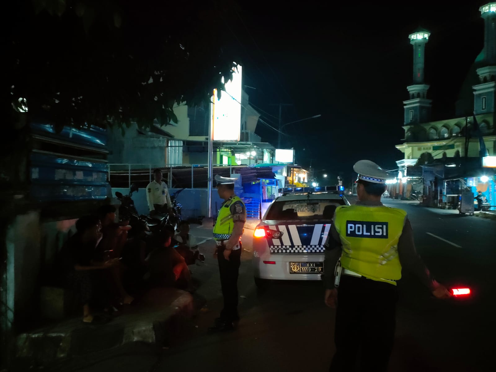 Satlantas Polres Lombok Barat Gencarkan Patroli Malam, Tekan Balap Liar dan Ciptakan Kamseltibcarlan