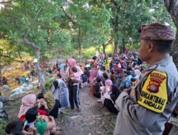 Kapolsek Bayan Laksanakan Sambang Duka