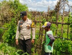 Bhabinkamtibmas Desa Labuapi Bantu Pasar Murah, Jaga Stabilitas Harga Pangan