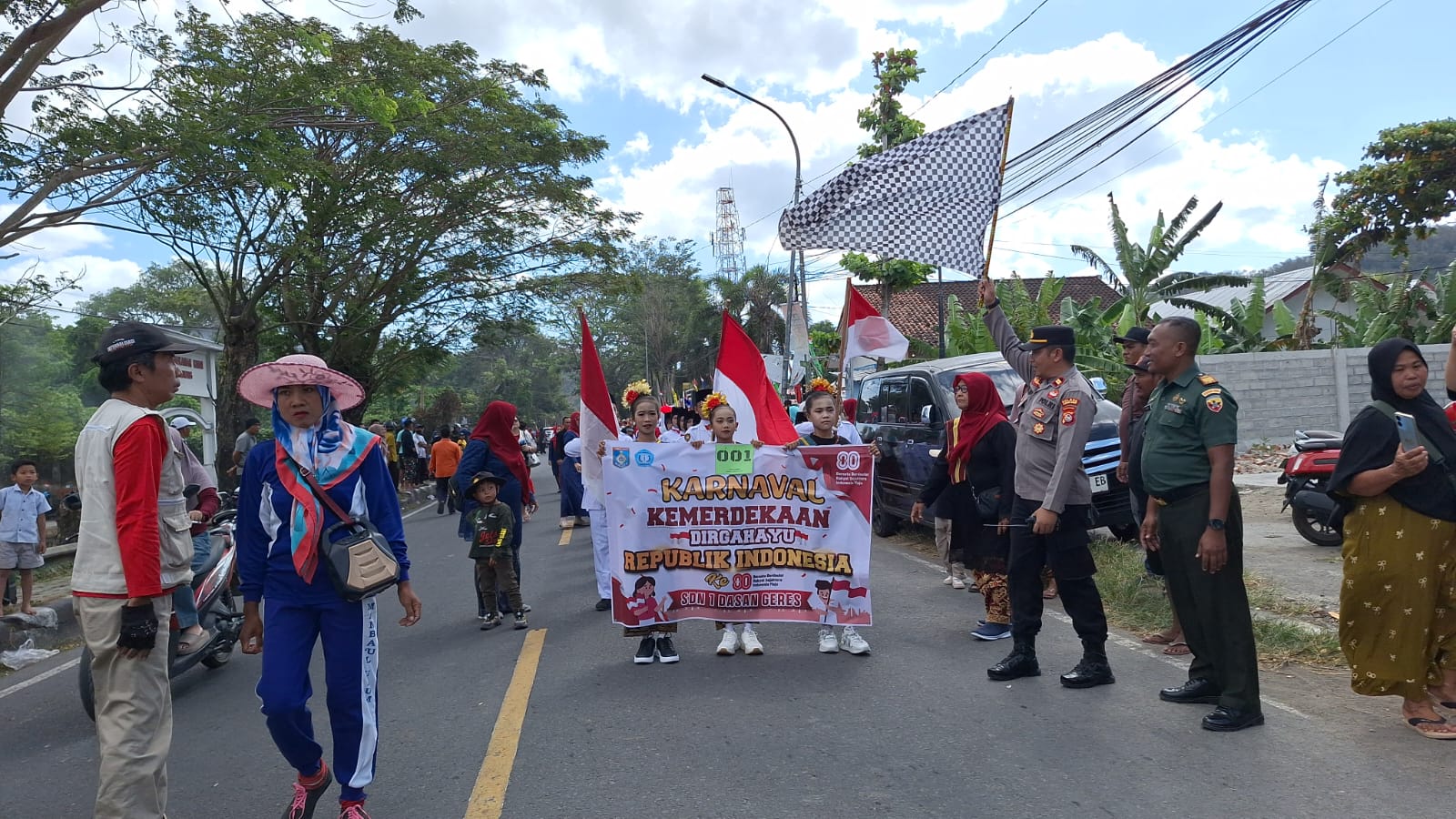 Semarak Kemerdekaan, Gerung Gelar Pawai Alegoris 2025