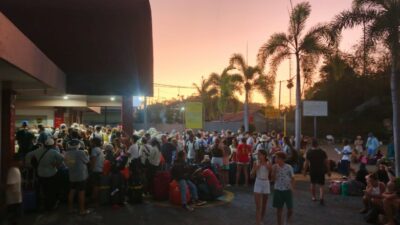 Pelabuhan Lembar Jadi Alternatif Wisatawan Asing Dampak Cuaca Buruk di Senggigi