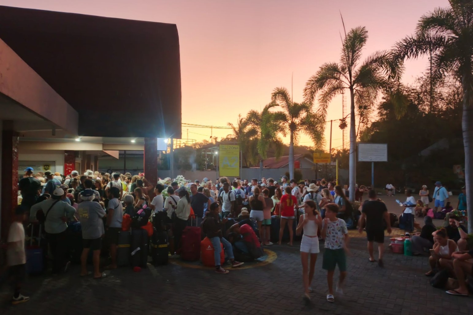 Pelabuhan Lembar Jadi Alternatif Wisatawan Asing Saat Dermaga Senggigi Ditutup