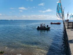 Sat Polairud Polres Bima Kota Amankan Lomba Dayung Festival Sangiang Api 2025