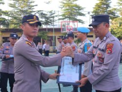 Kapolres Lombok Utara Berikan Penghargaan kepada 8 Personel Berprestasi