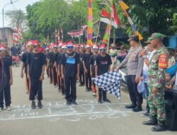 Kapolsek Seteluk Lepas Peserta Pawai Budaya HUT RI ke-80
