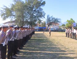Kapolres Lombok Utara Pimpin Langsung Pengamanan Aksi Unras di Depan Kantor DPRD KLU
