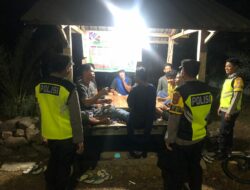 Patroli Dialogis Polsek Taliwang Cegah Kegiatan Negatif dan Sambang Pos Warga