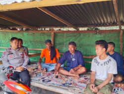 Polsek Wawo Gelar Jumat Curhat, Sosialisasikan Bahaya TPPO kepada Warga