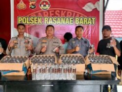 Tim Opsnal Polsek Rasbar Amankan Ratusan Botol Miras dari Bus AKAP Asal Luar Daerah