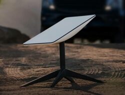 Polri Siapkan Perangkat Starlink di Lokasi Bencana, Warga Akhirnya Bisa Terhubung Kembali dengan Keluarga